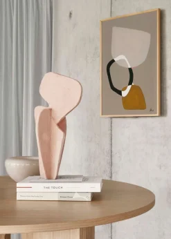 Composition by Mae Studio