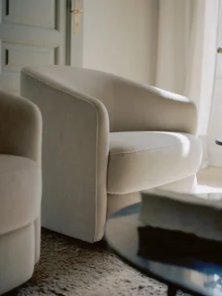 Covent Lounge Chair