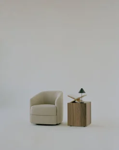 Covent Lounge Chair Narrow Swivel Base