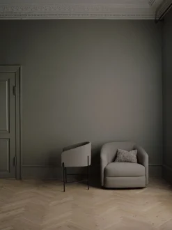 Covent Lounge Chair Swivel Base