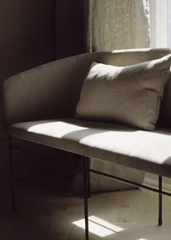 Covent Love Seater