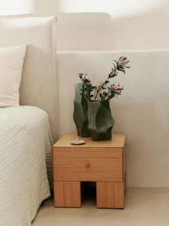Cueva Vase