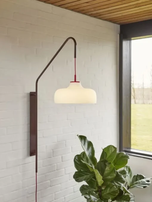 Current Wall Light