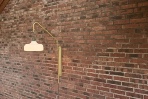 Current Wall Light