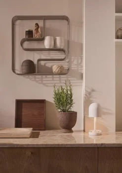 Curva Display Shelf Square