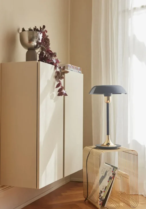CURVA Stool and Shelf