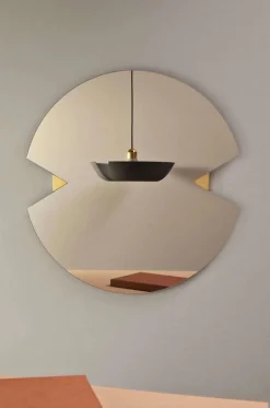 CYCNUS pendant