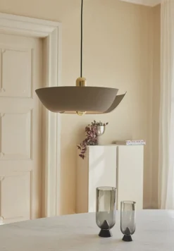 CYCNUS pendant