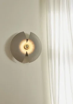 CYCNUS wall lamp