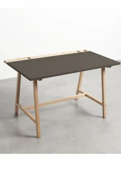 D1 Work Desk