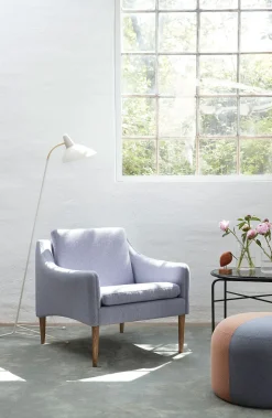 Dainty Pouf