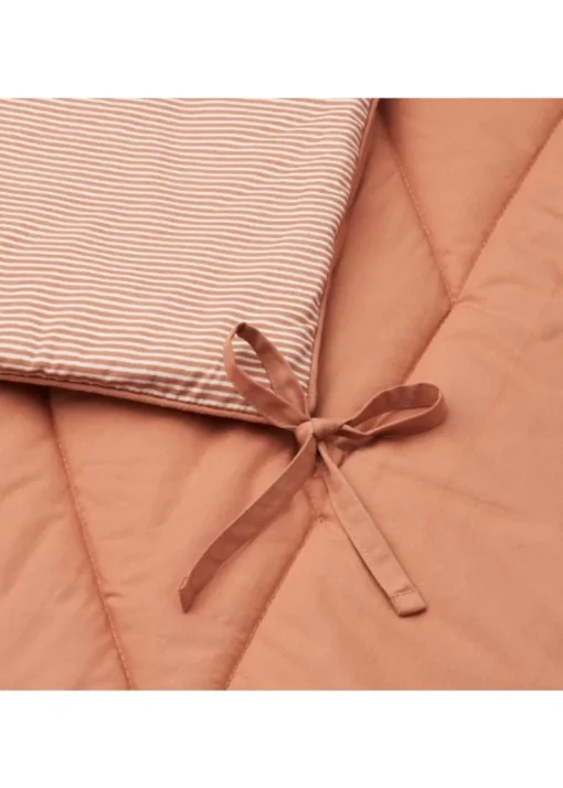 Daxton Wrap Blanket