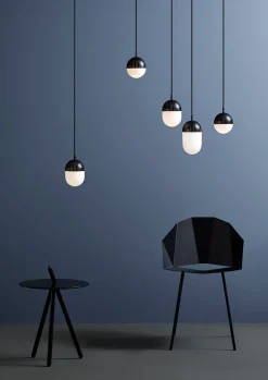 Dot pendant