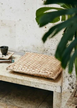 DUBNE floor cushion