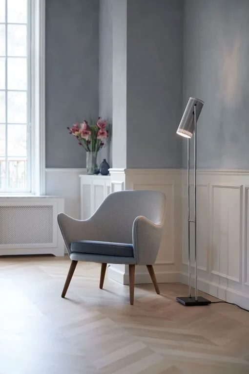 Dwell Chair