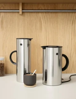 EM77 Electric Kettle