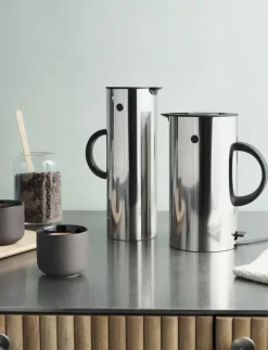 EM77 Electric Kettle