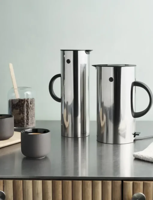 EM77 Electric Kettle