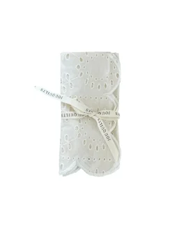 Embroidery anglaise napkin