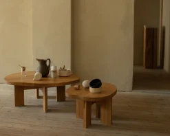 Farmhouse Coffee Table / Pond