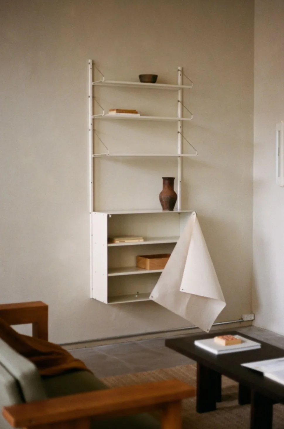 Farmhouse Coffee Table / Rectangle