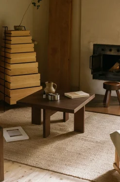 Farmhouse Coffee Table / Square