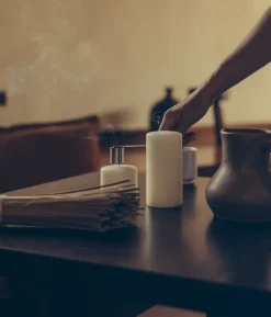 Farmhouse Coffee Table / Square