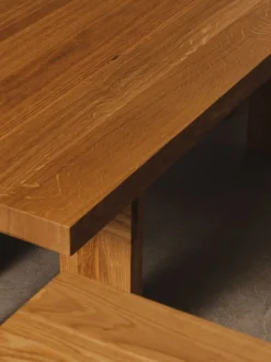 Farmhouse Coffee Table / Square