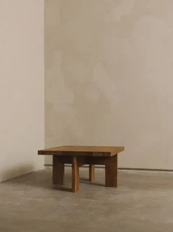 Farmhouse Coffee Table / Square