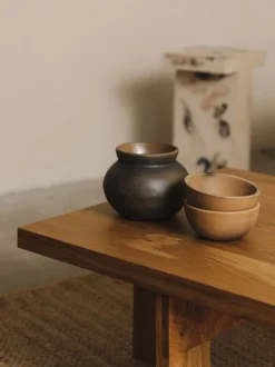 Farmhouse Coffee Table / Square