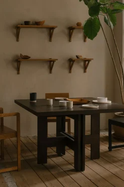 Farmhouse Trestle Table / Square