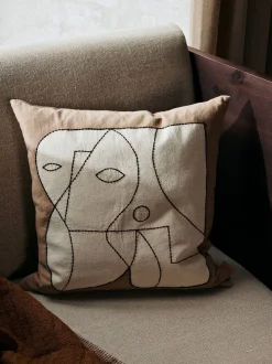 Figure Cushion