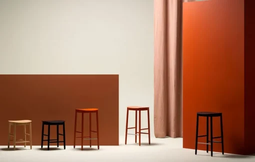 Figurine Barstool