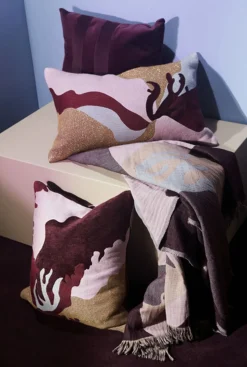 Flores Cushion