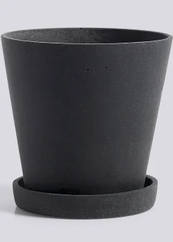 Flowerpot with saucer