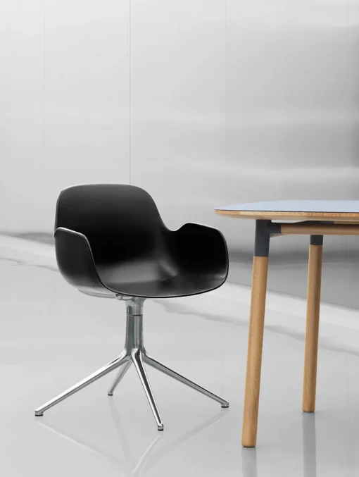 Form Armchair - Swivel 4L Full Upholstery