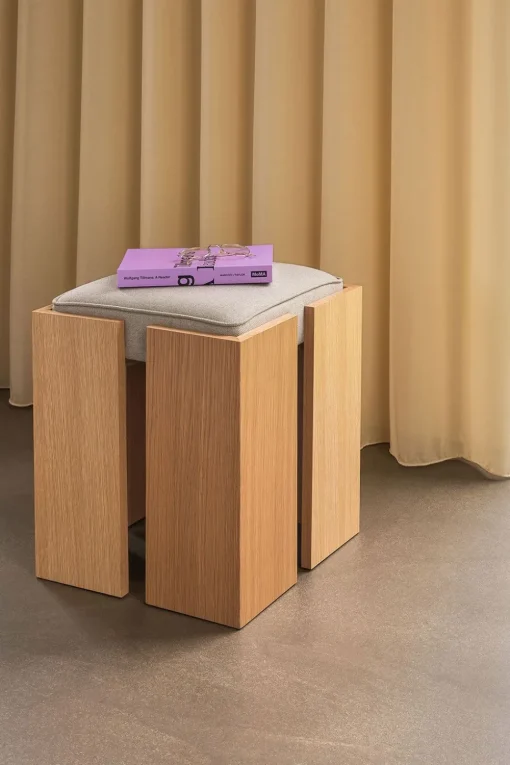 Forma Stool
