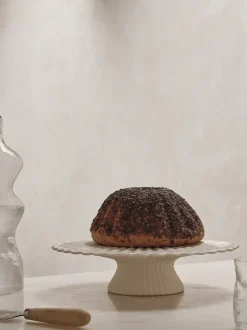 Fountain Cake Stand - Off-white