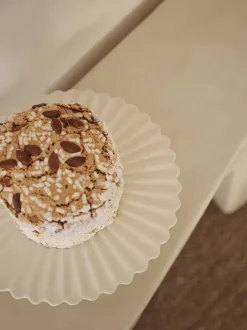 Fountain Cake Stand - Off-white