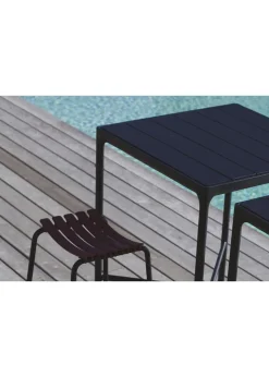 FOUR Table