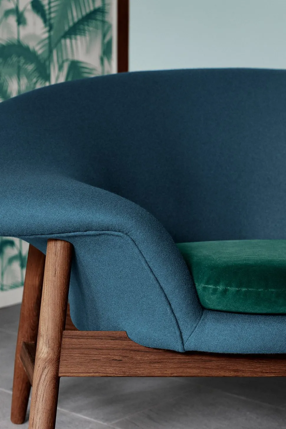 Fried Egg Sofa / Oiled Teak