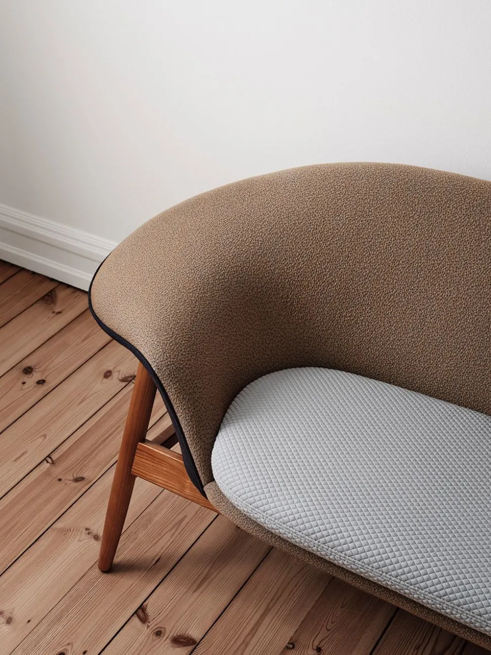 Fried Egg Sofa / Oiled Teak