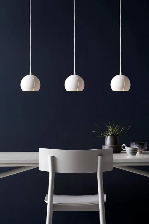 Gap pendant