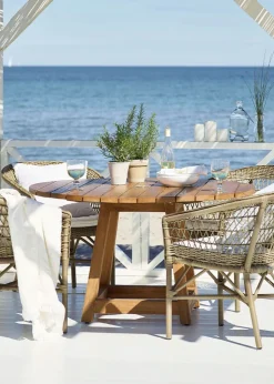 George Table - Round