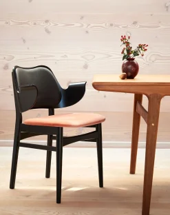 Gesture Chair / Black Lacquered Oak