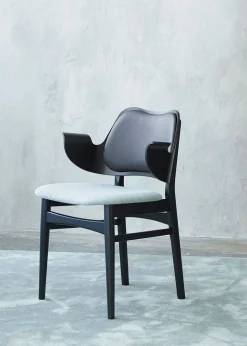 Gesture Chair / Black Lacquered Oak