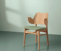 Gesture Chair / White Oiled Oak