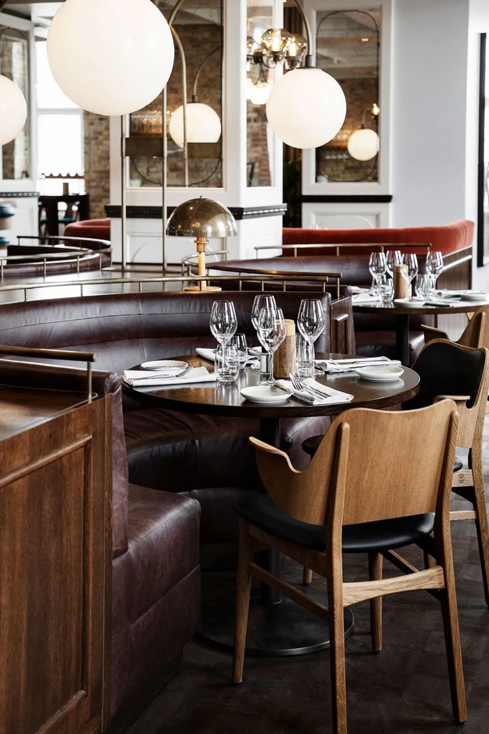 Gesture Chair / White Oiled Oak