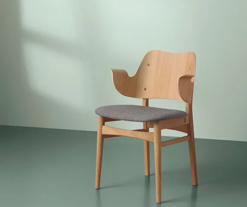 Gesture Chair / White Oiled Oak
