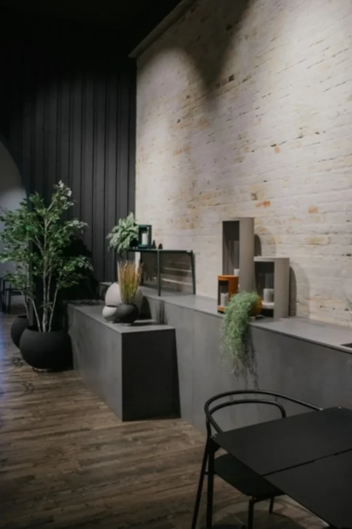 Globe Flowerpot
